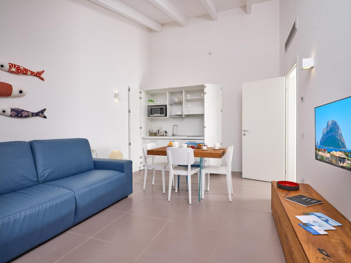 Felix Hotels - Hotel Residence Porto San Paolo Bagian luar foto