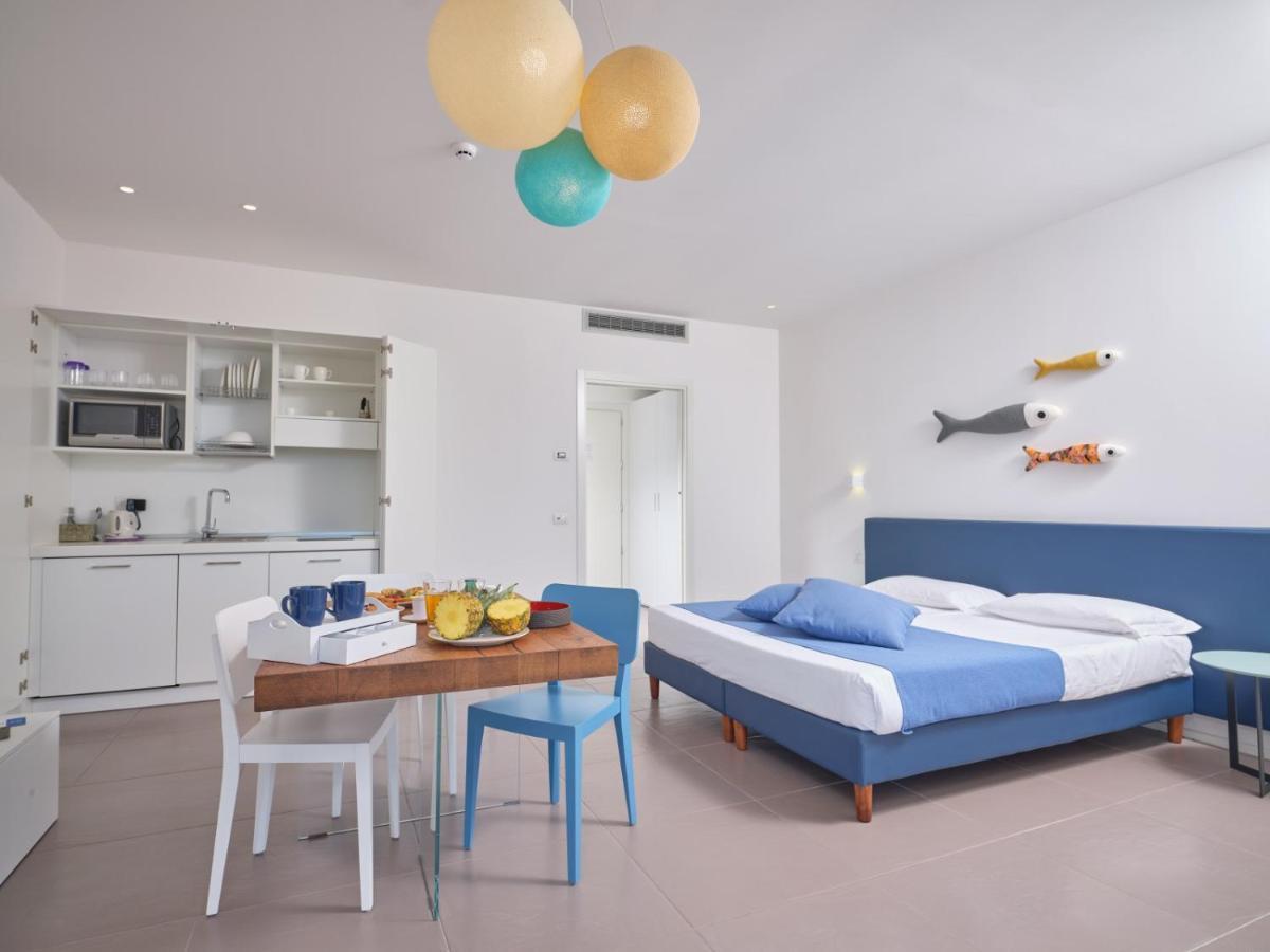 Felix Hotels - Hotel Residence Porto San Paolo Bagian luar foto