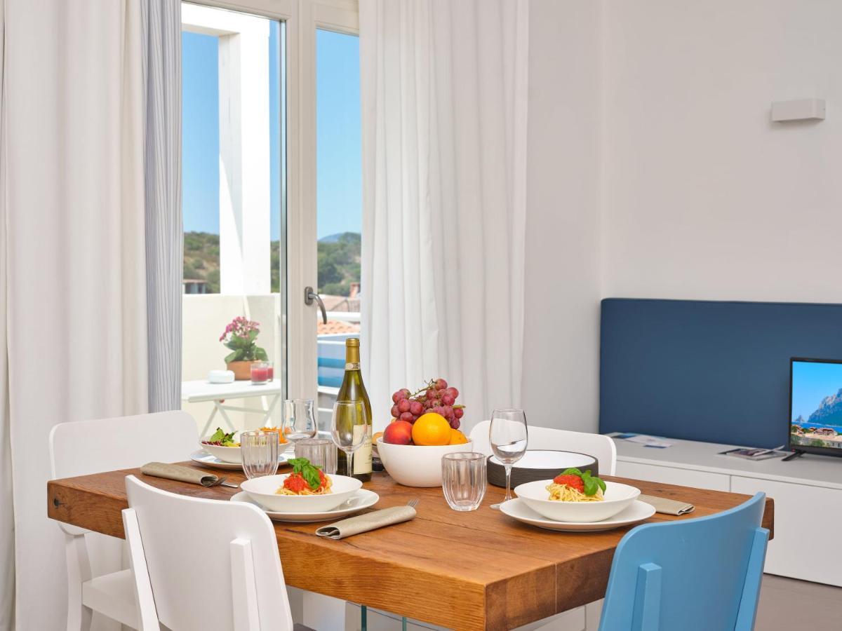 Felix Hotels - Hotel Residence Porto San Paolo Bagian luar foto