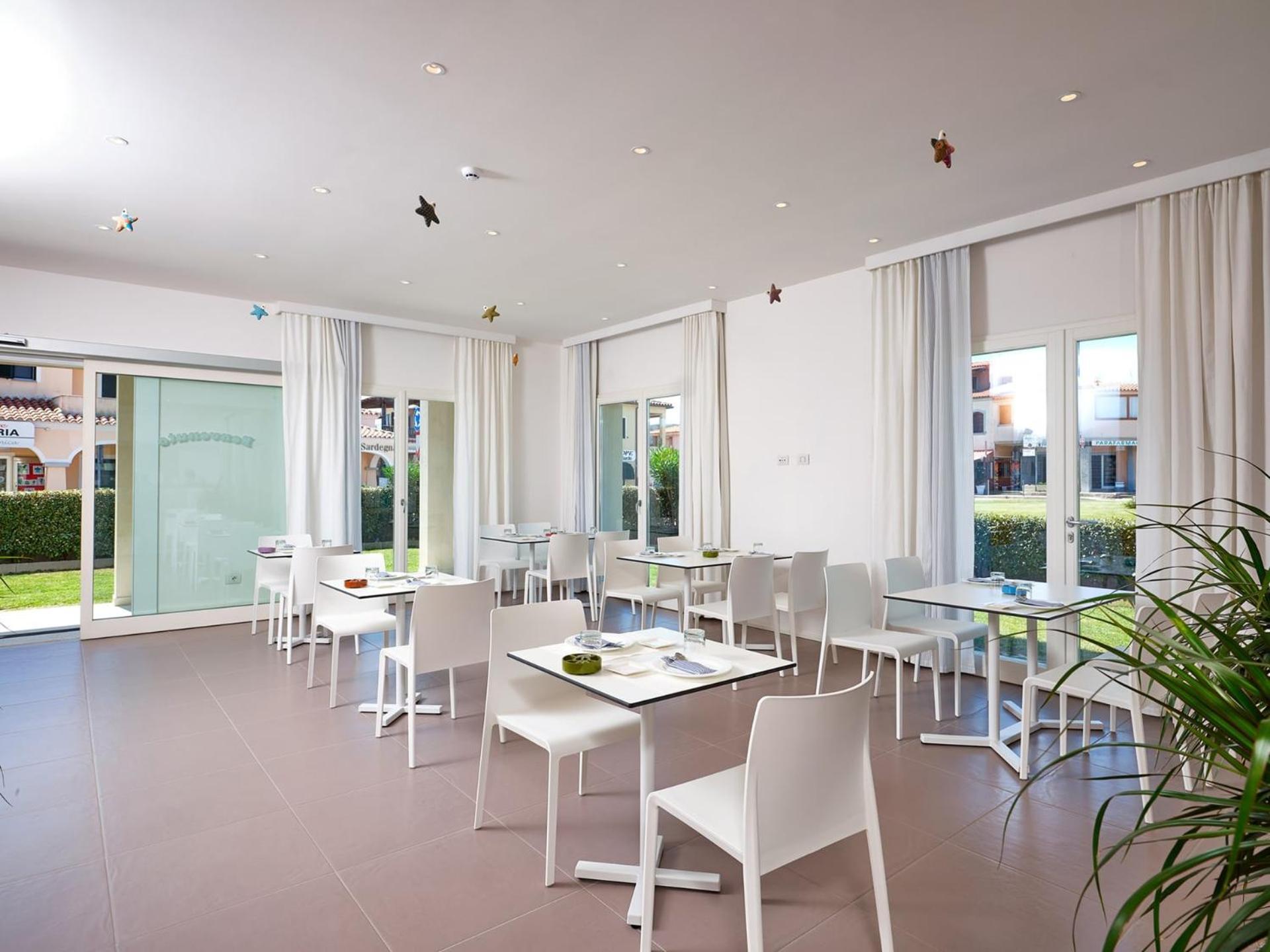 Felix Hotels - Hotel Residence Porto San Paolo Bagian luar foto